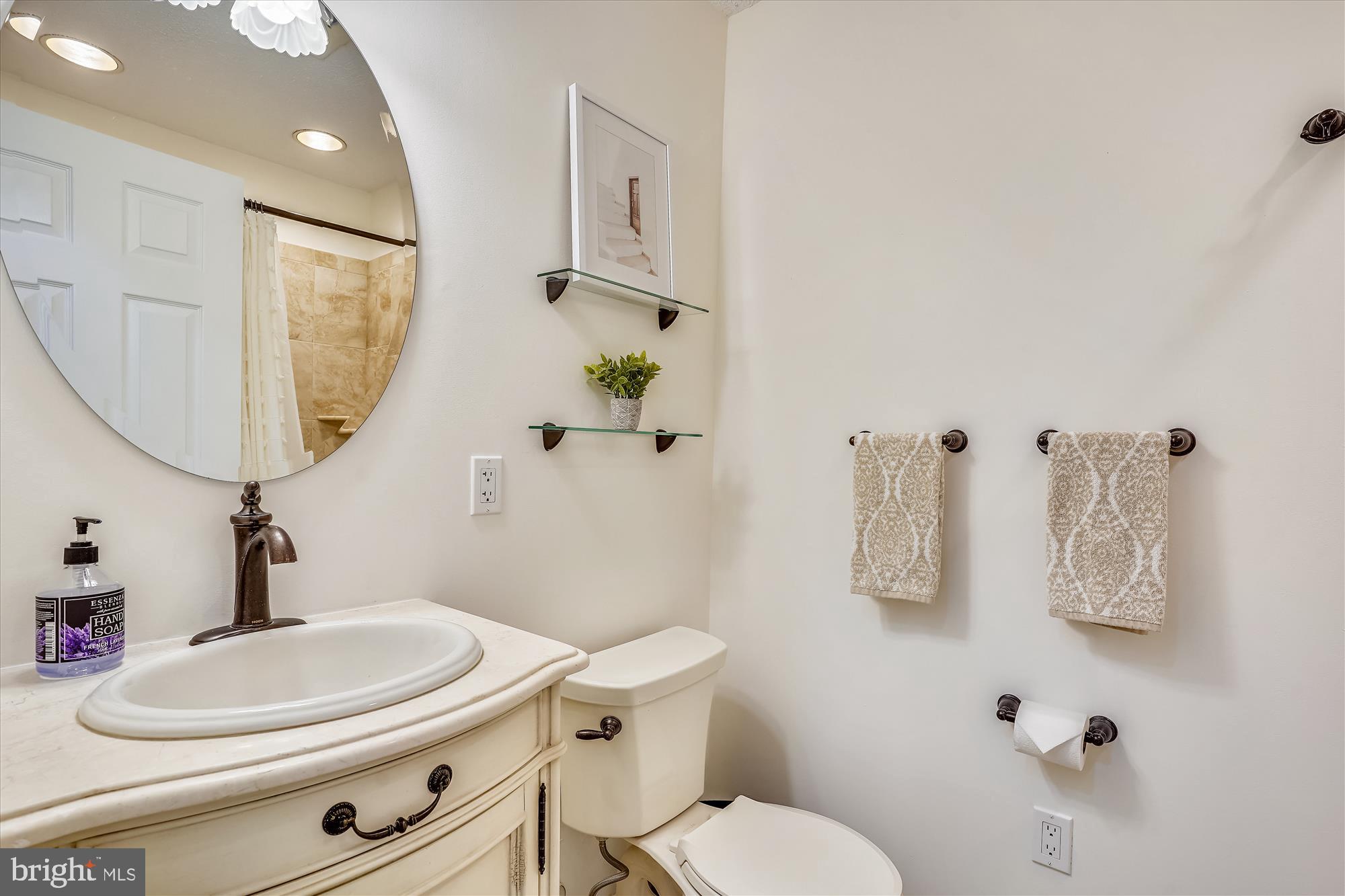 HILLCREST ESTATES - Residential