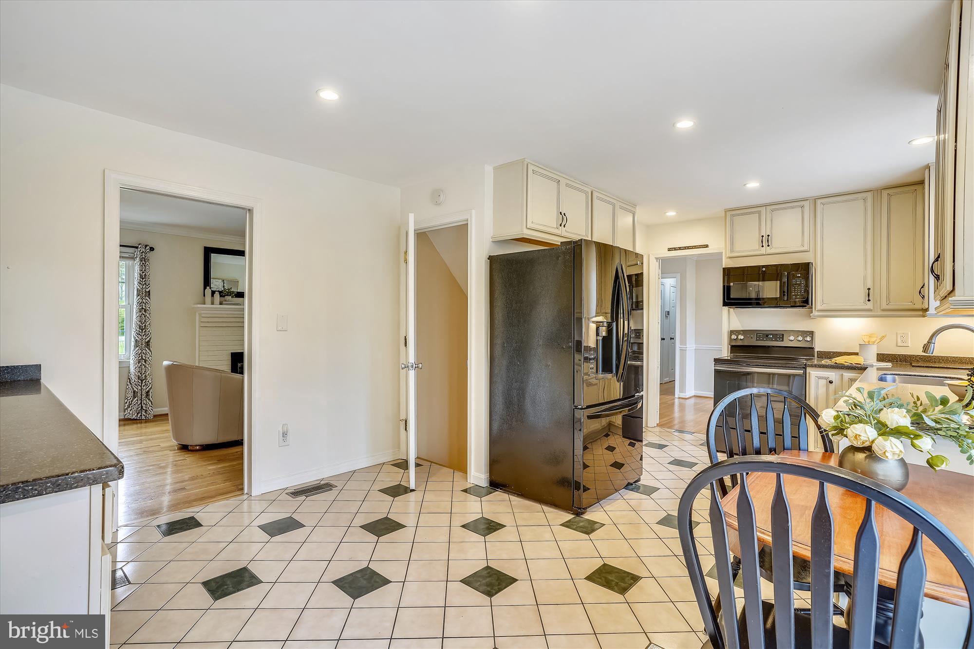 HILLCREST ESTATES - Residential