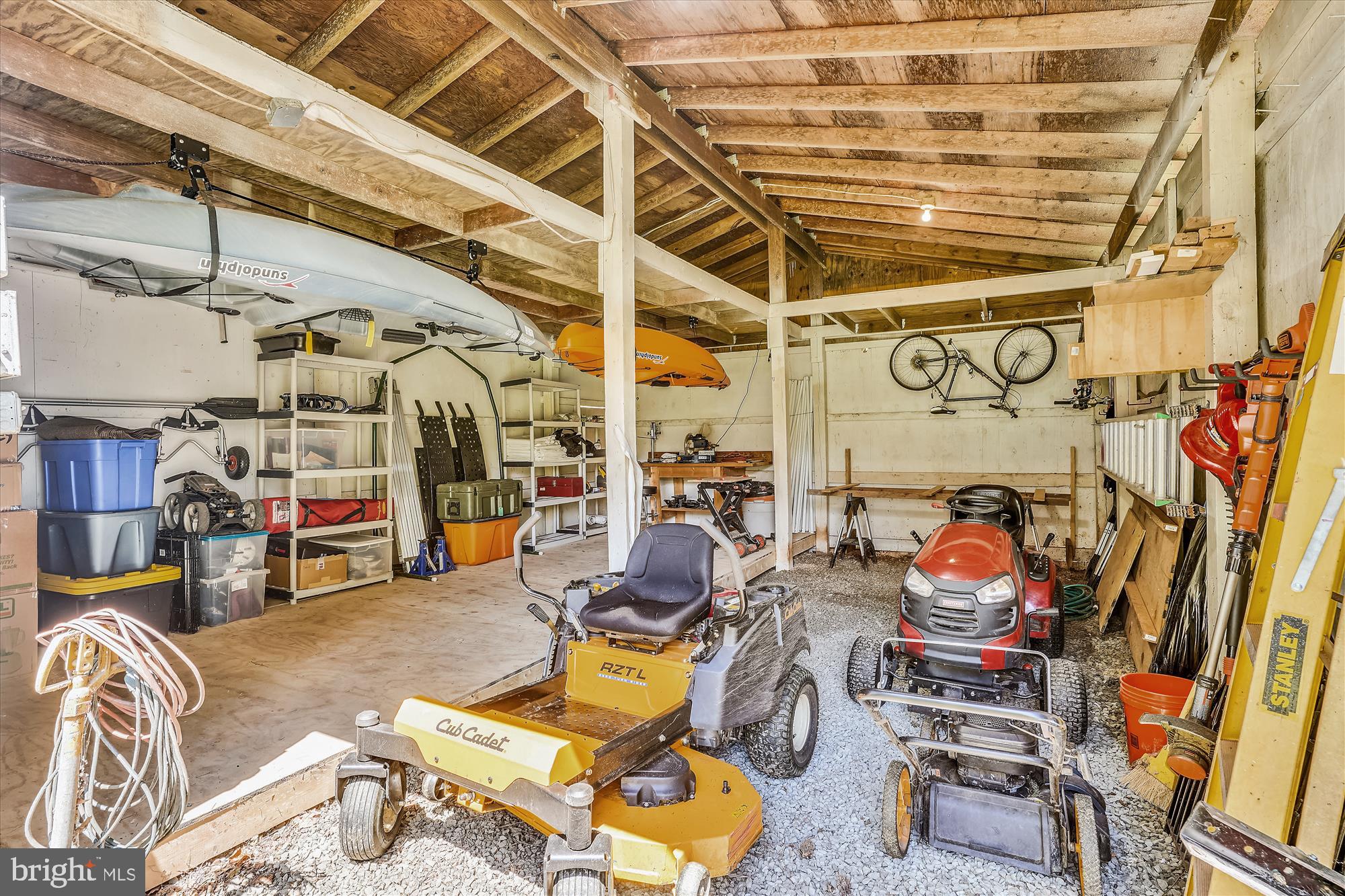 HILLCREST ESTATES - Residential