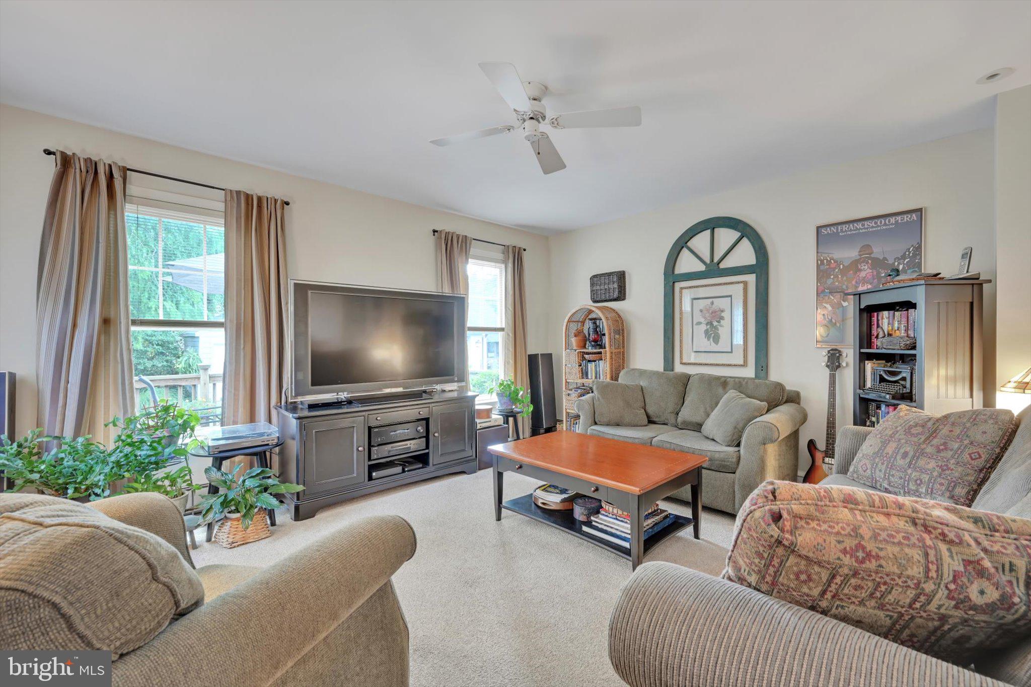 PADDOCK FARMS - Residential