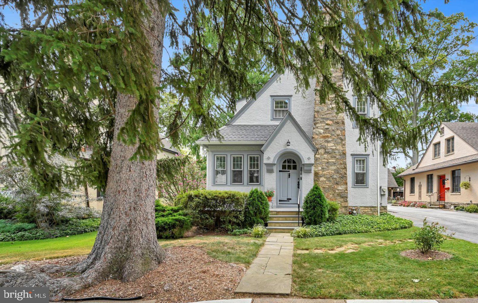 PADDOCK FARMS - Residential