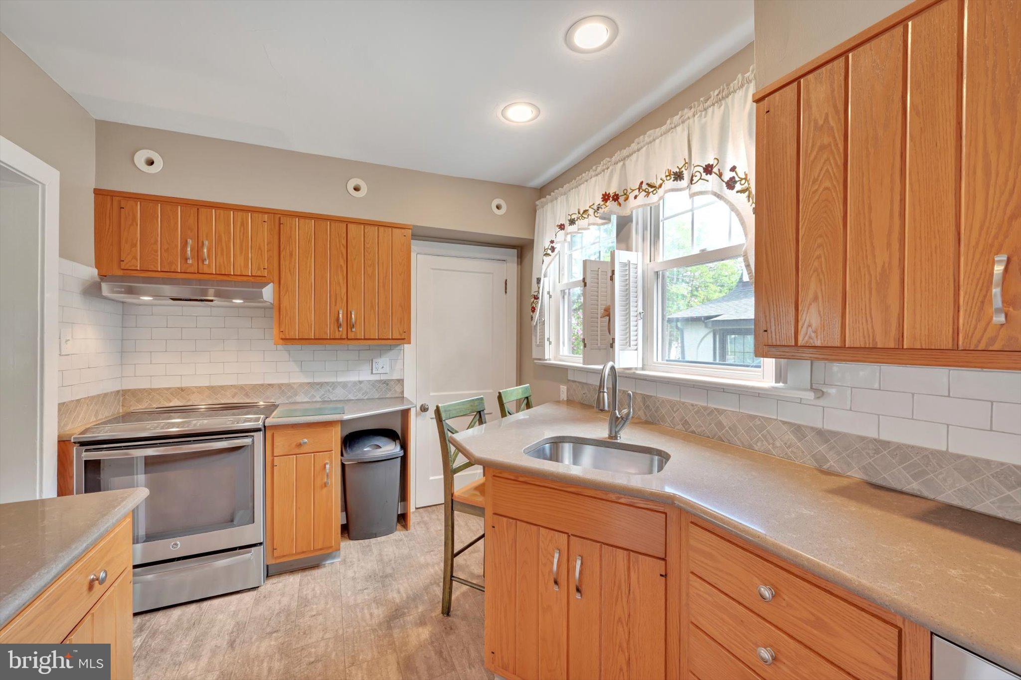 PADDOCK FARMS - Residential