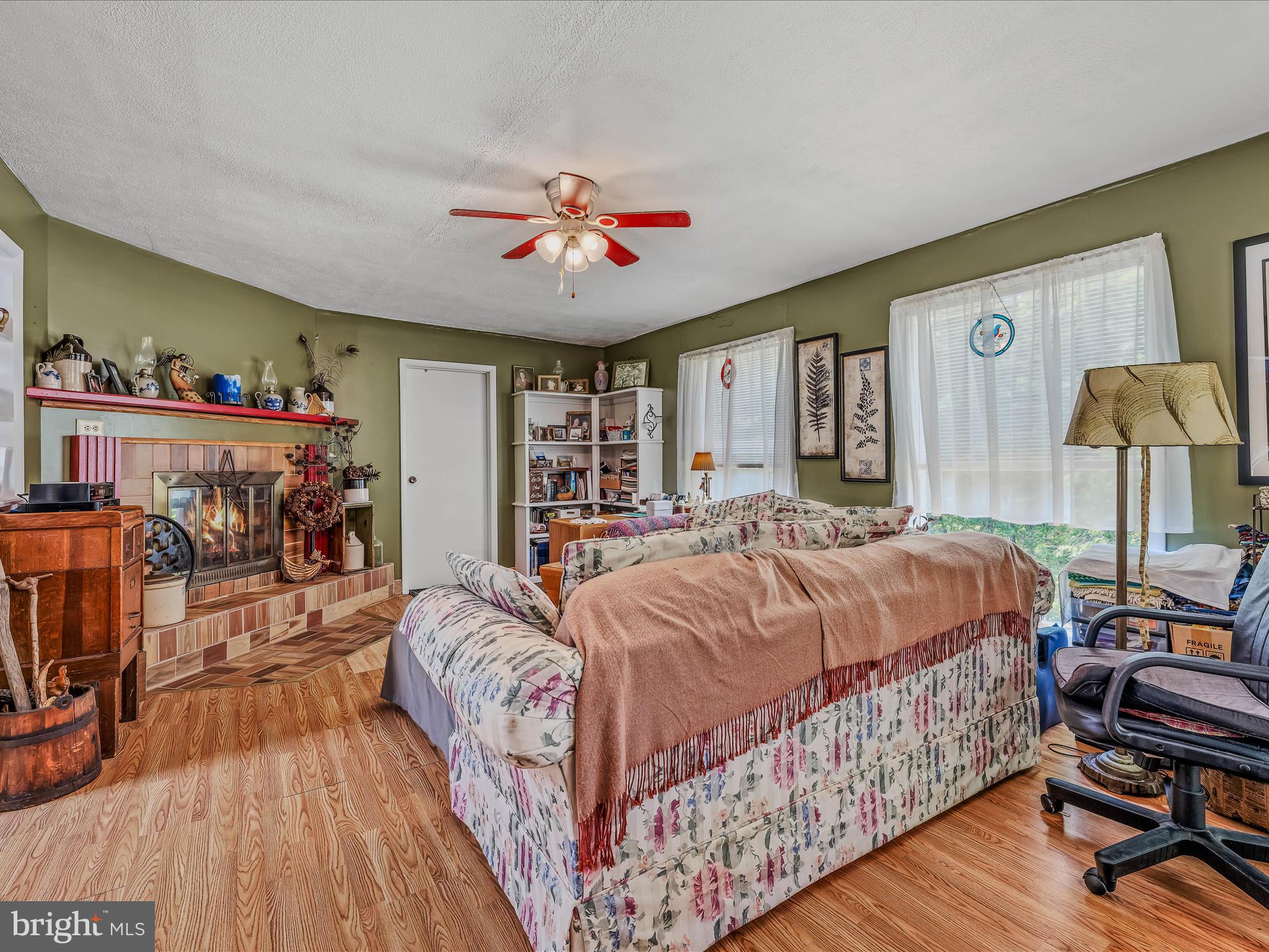 SLEEPY CREEK FOREST - Residential