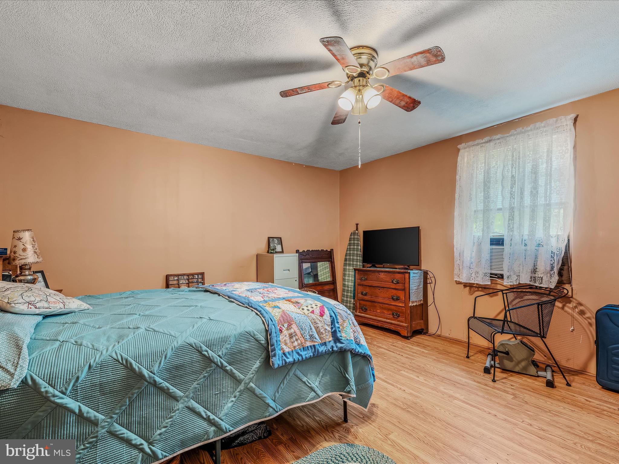 SLEEPY CREEK FOREST - Residential