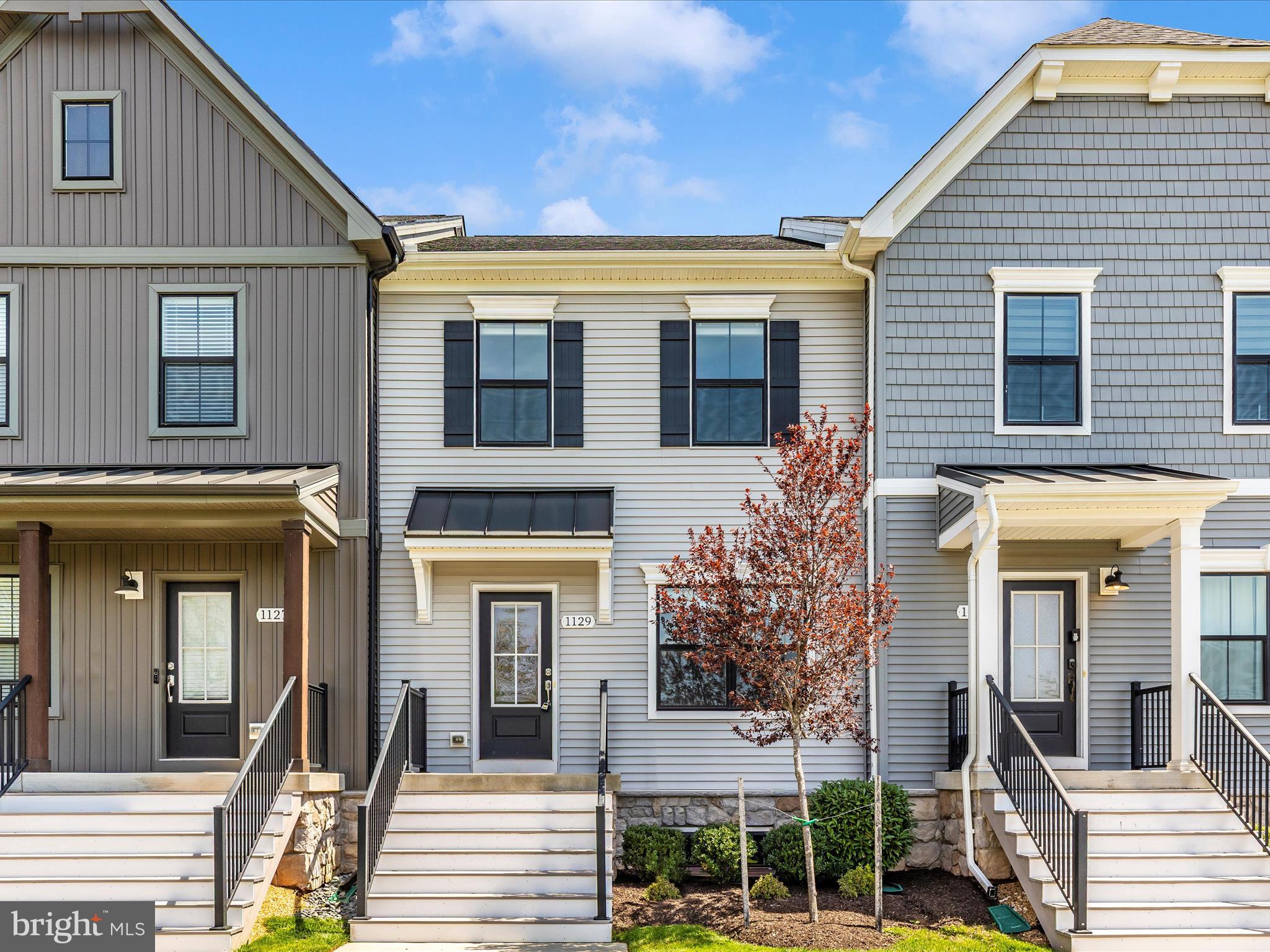 OFFER DEADLINE 4/21 at 7pm.
Welcome to this beautifully updated townhome in the highly sought-after community of Kellerton! This spacious 3-bedroom, 2.5-bath home features recent renovations, including stylish new LPV flooring throughout, elegant countertops, and fresh interior paint throughout.
The main level offers a bright and open floor plan with a spacious living room that flows into a modern kitchen with a center island and adjoining dining area—perfect for entertaining.
Upstairs, the primary suite includes a generous walk-in closet and en-suite bathroom. Conveniently located on the upper level is the laundry room for added ease. The home also includes a large, unfinished basement, ideal for storage or future expansion.
Step outside to enjoy your private, fenced-in backyard, which leads to a detached 2-car garage.
Residents of Kellerton enjoy access to top-tier amenities, including swimming pools, a fitness center, clubhouse, scenic walking trails, playgrounds, basketball court, tot lots, and a dog park. All of this, just minutes from shopping, dining, and major commuter routes.
Don’t miss your chance to own this move-in ready gem—schedule your showing today!