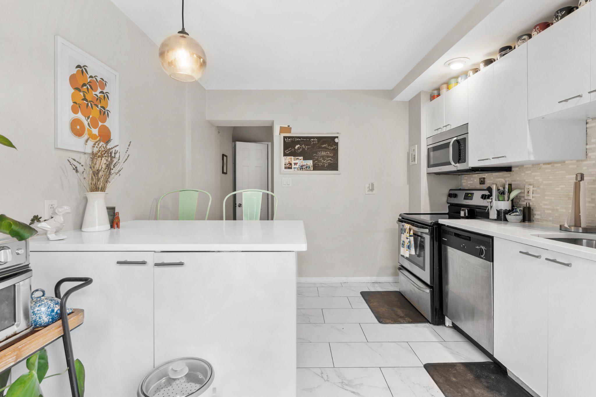PORT RICHMOND - Residential