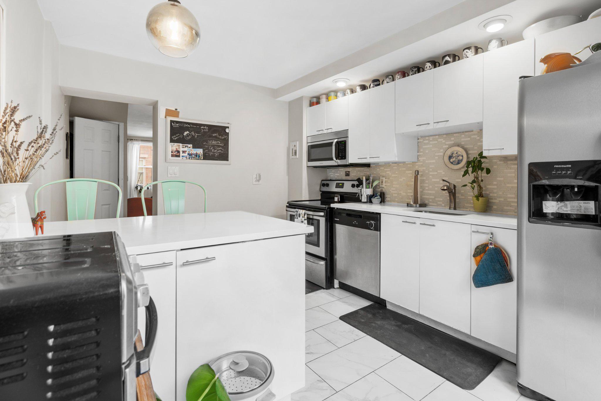 PORT RICHMOND - Residential