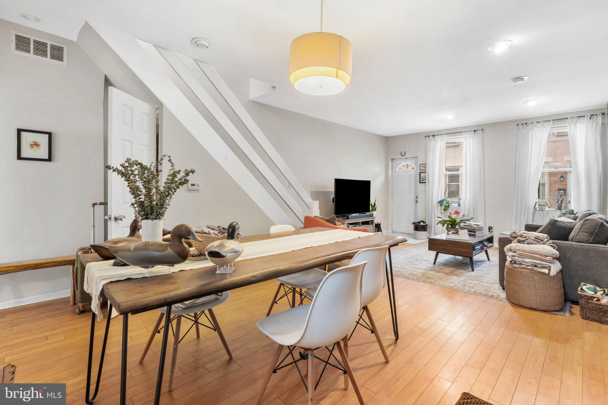 PORT RICHMOND - Residential