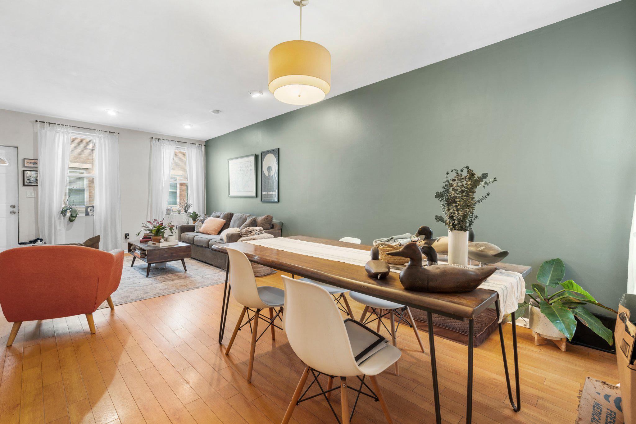 PORT RICHMOND - Residential