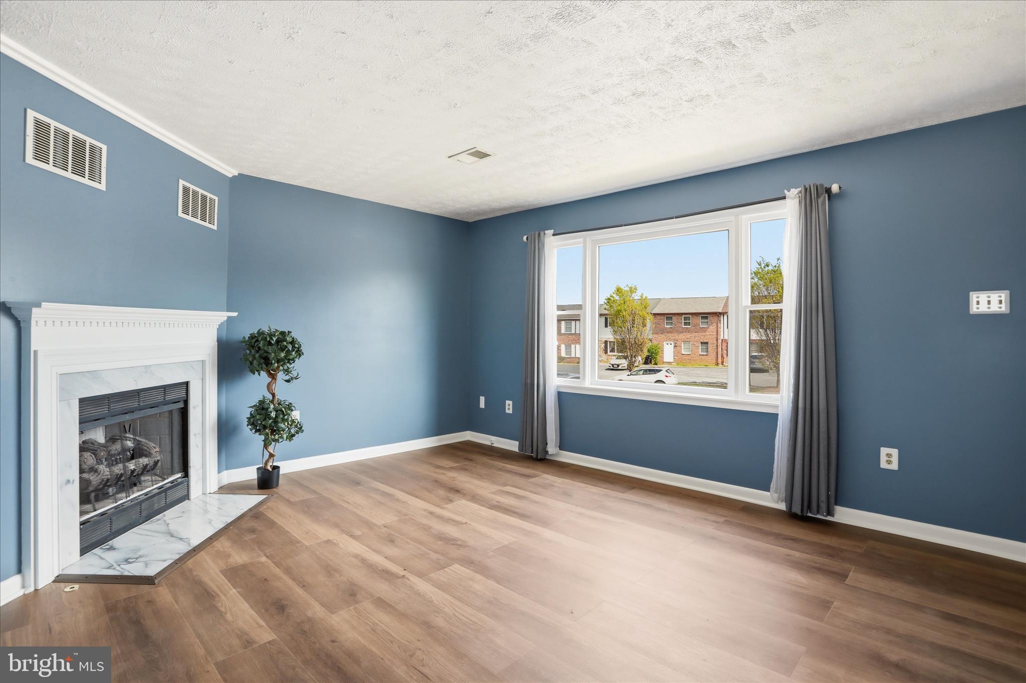 HILLTOP HOMES - Residential