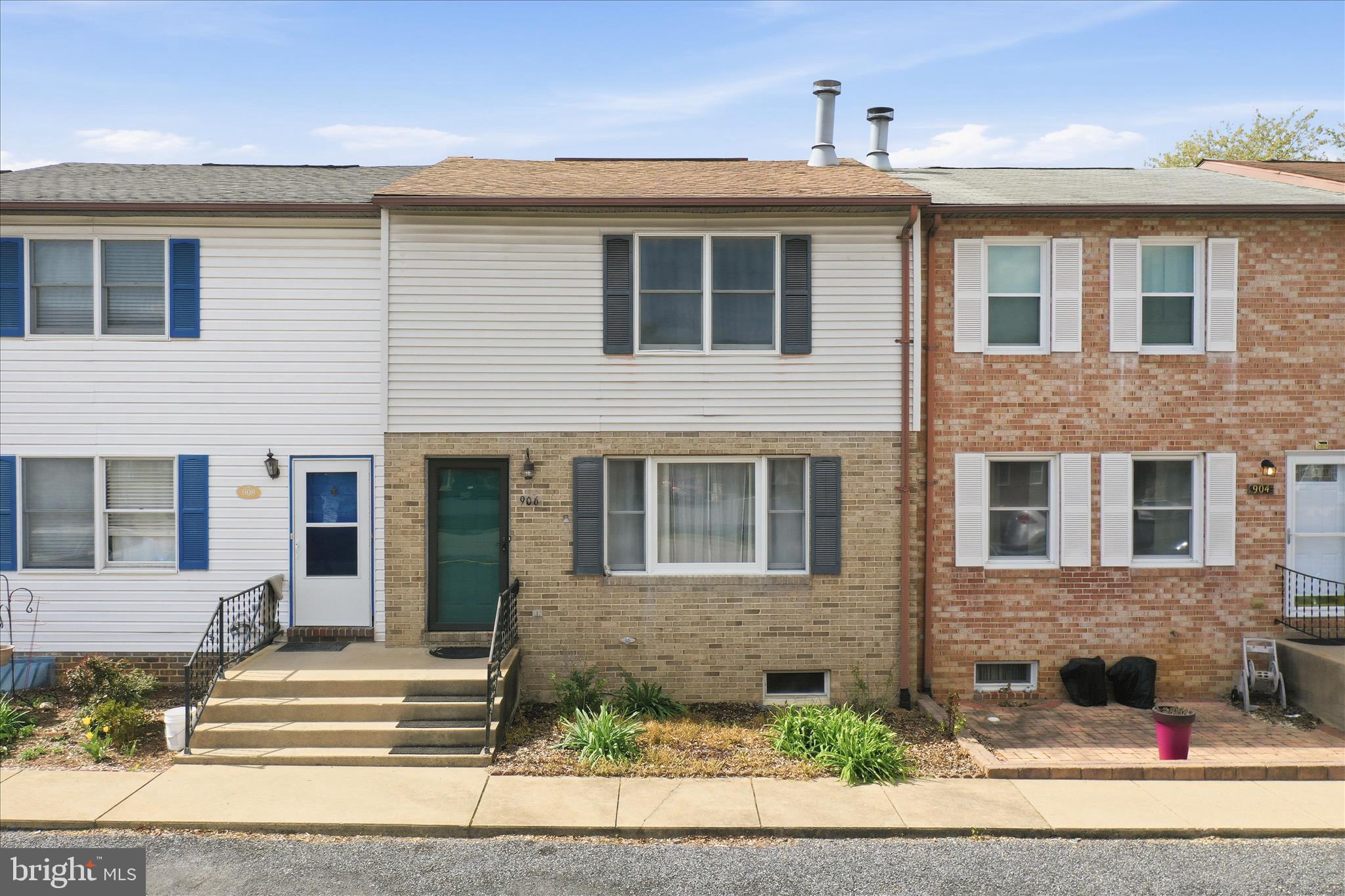 HILLTOP HOMES - Residential