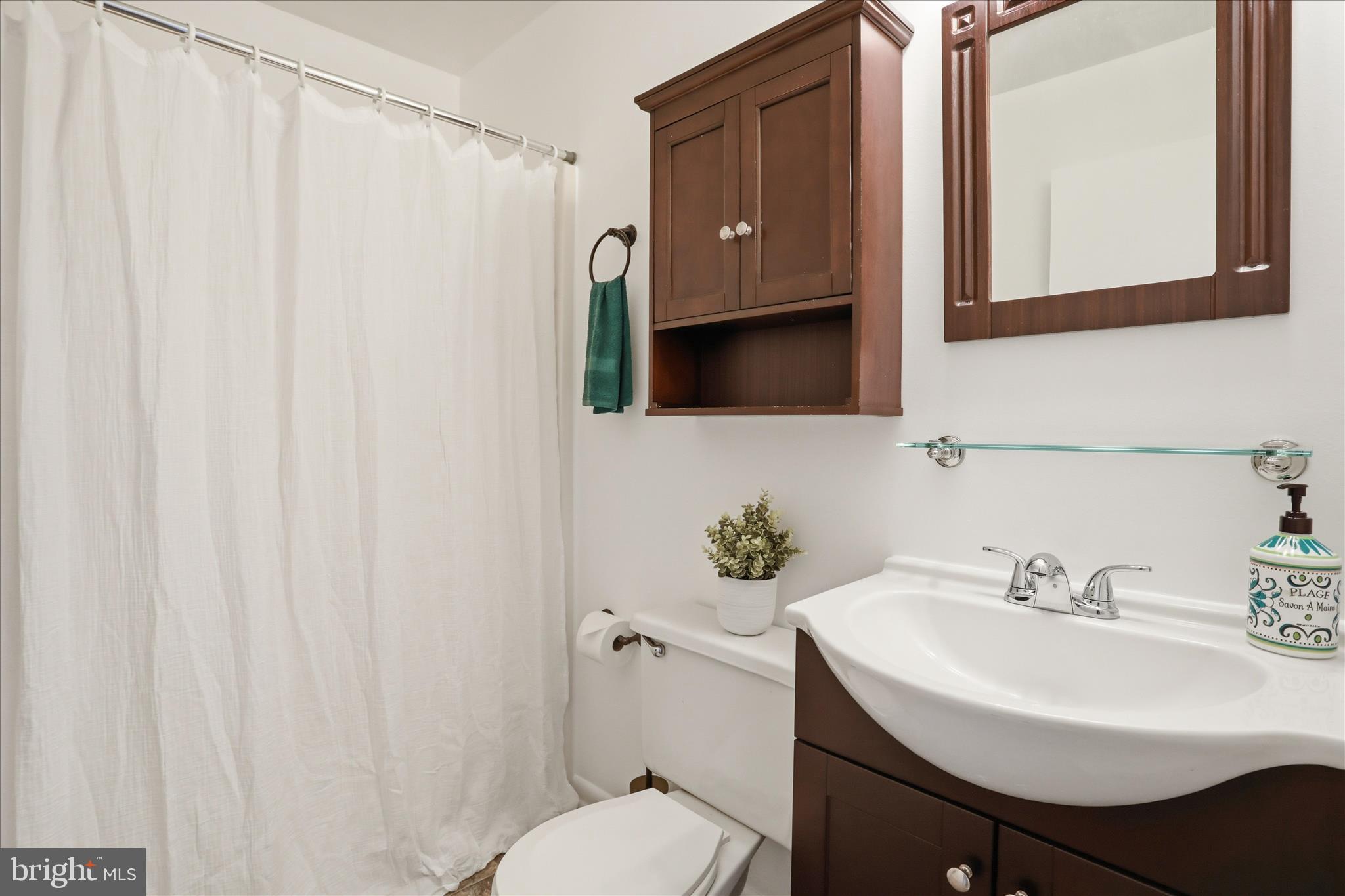 HILLTOP HOMES - Residential