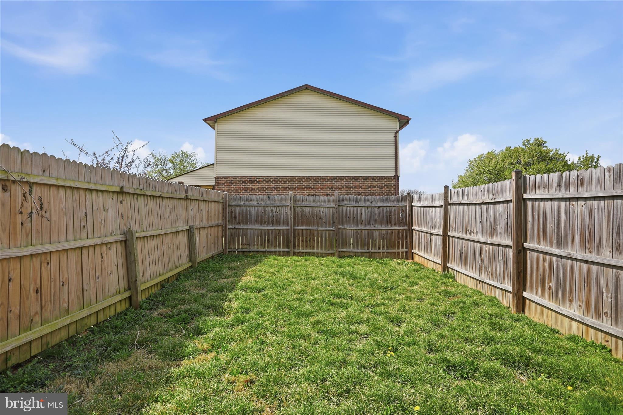 HILLTOP HOMES - Residential