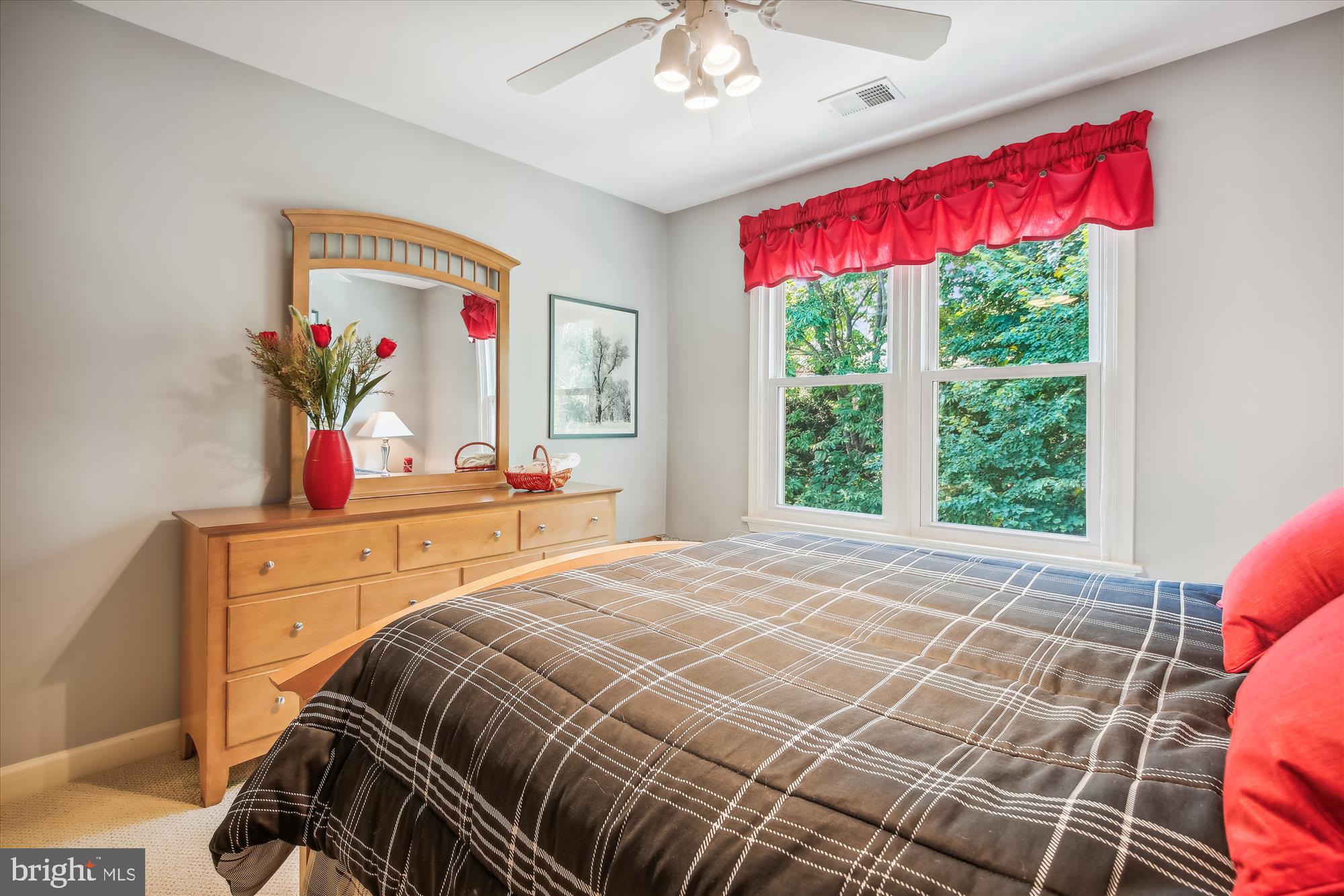 LORD FAIRFAX ESTATES - Residential