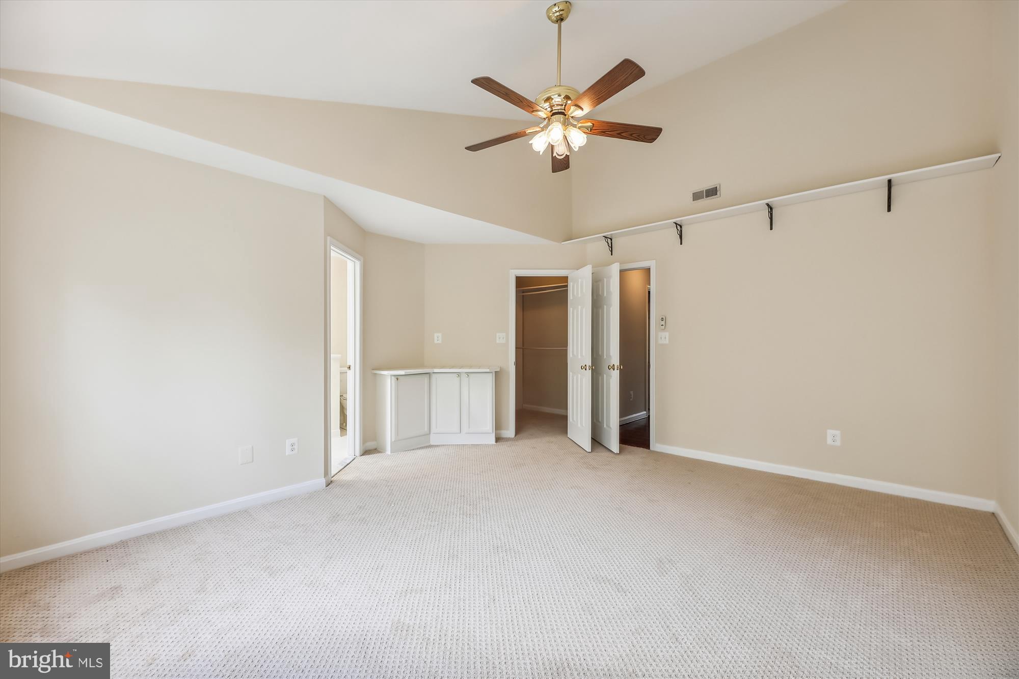 MCNAIR FARMS LANDBAY 12 - Residential