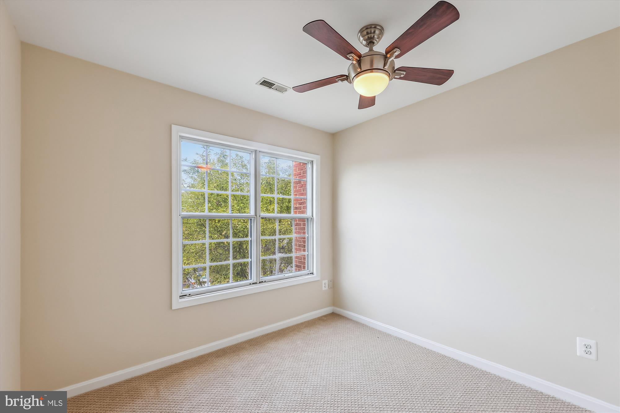 MCNAIR FARMS LANDBAY 12 - Residential