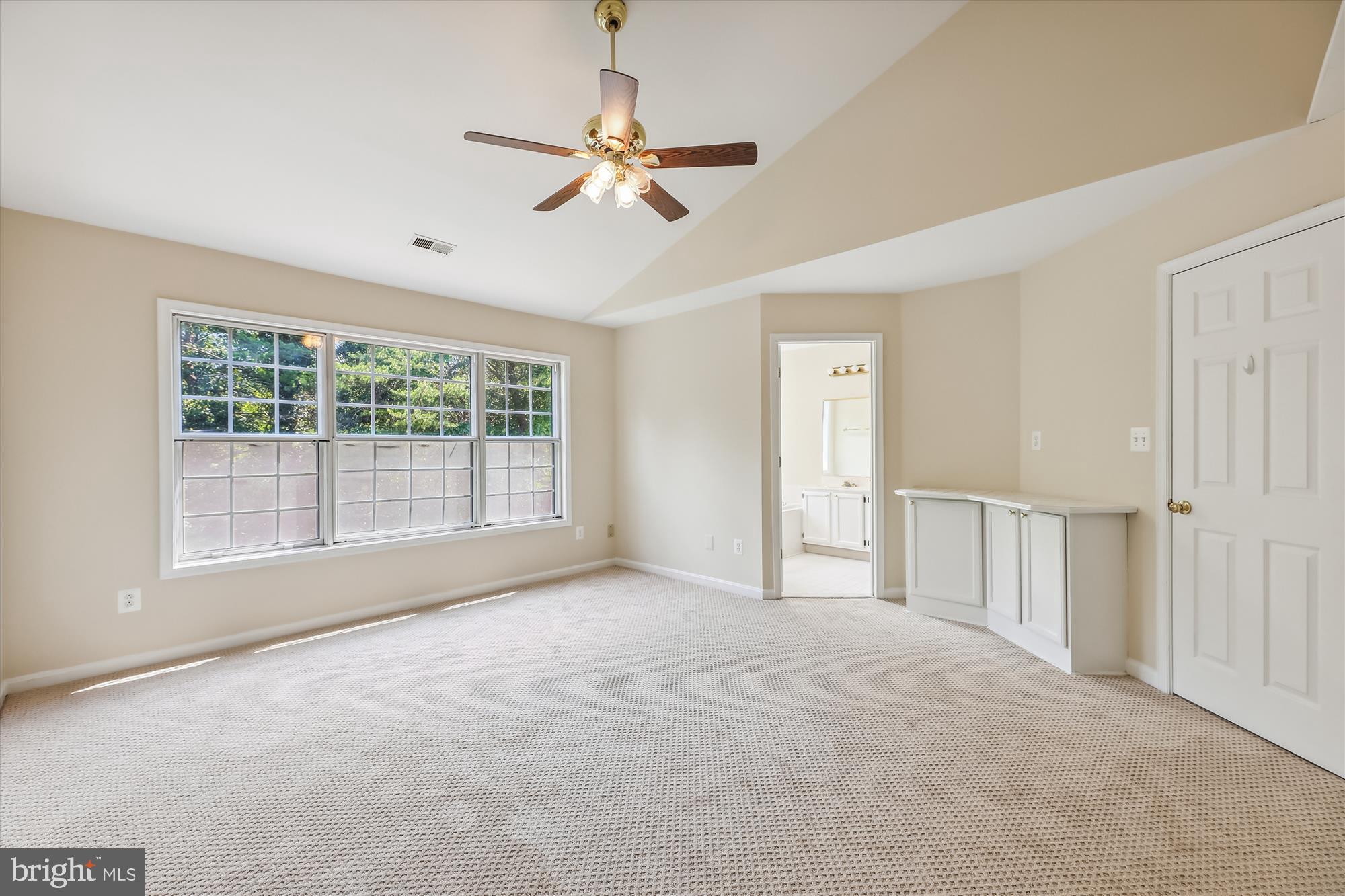 MCNAIR FARMS LANDBAY 12 - Residential