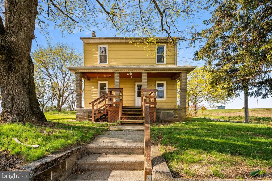 Welcome to 1734 Windsor Castle Road in the Hamburg School District!  This charming 3 bedroom, 1 full bath home sits on a sprawling 5.5 acres!  Also, you will find a LARGE oversized detached garage.  Same owners since 1973.  Don't miss out on this wonderful opportunity to make this diamond shine again! Endless possibilities!  Schedule your showing today!