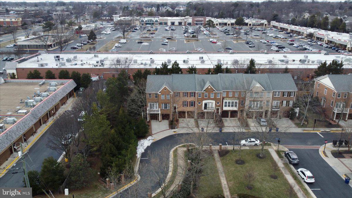 VILLAGE AT HERNDON MILLS - Residential Lease