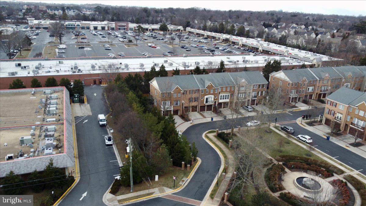 VILLAGE AT HERNDON MILLS - Residential Lease