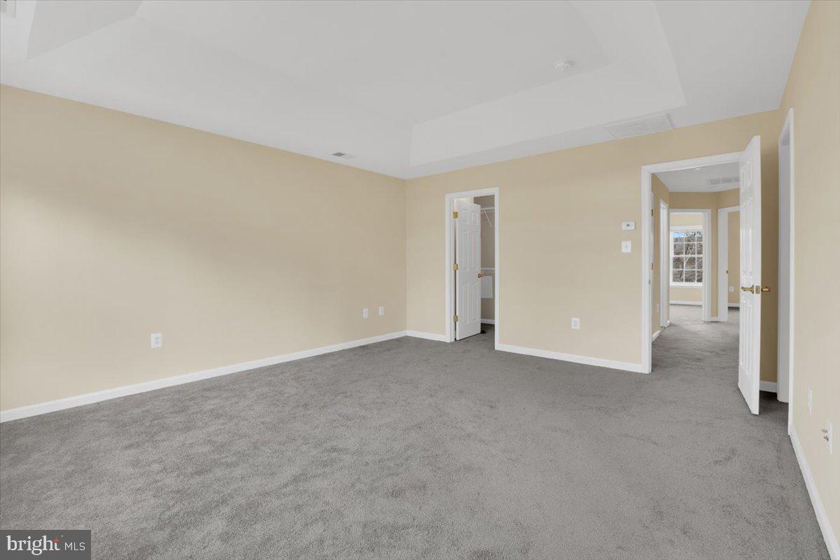 VILLAGE AT HERNDON MILLS - Residential Lease