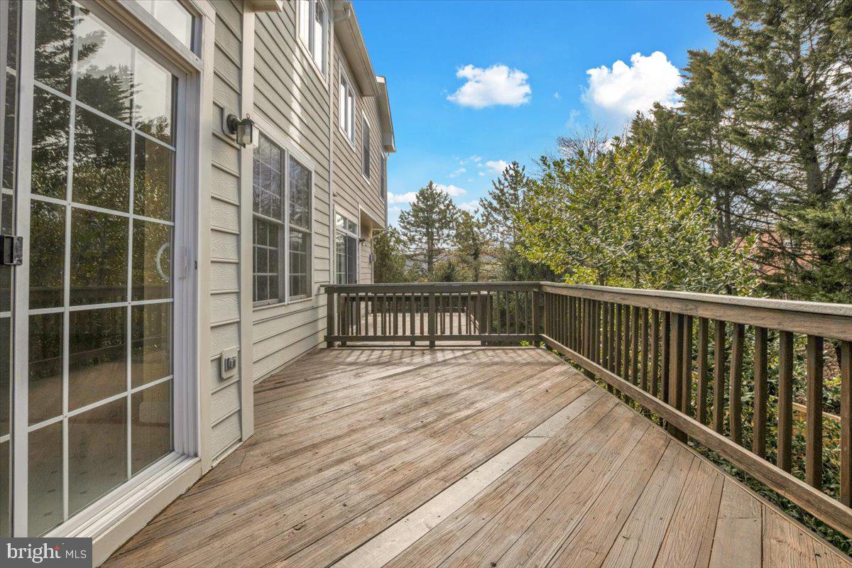 VILLAGE AT HERNDON MILLS - Residential Lease