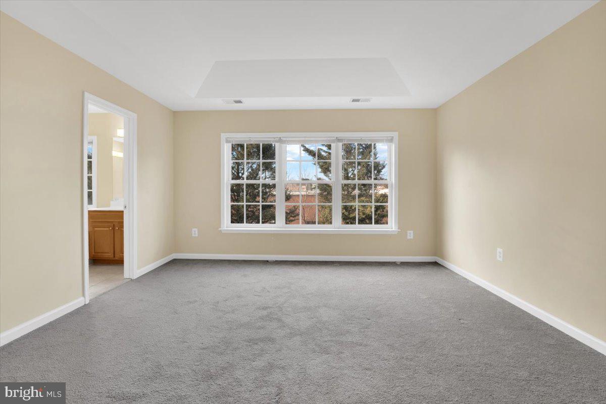 VILLAGE AT HERNDON MILLS - Residential Lease