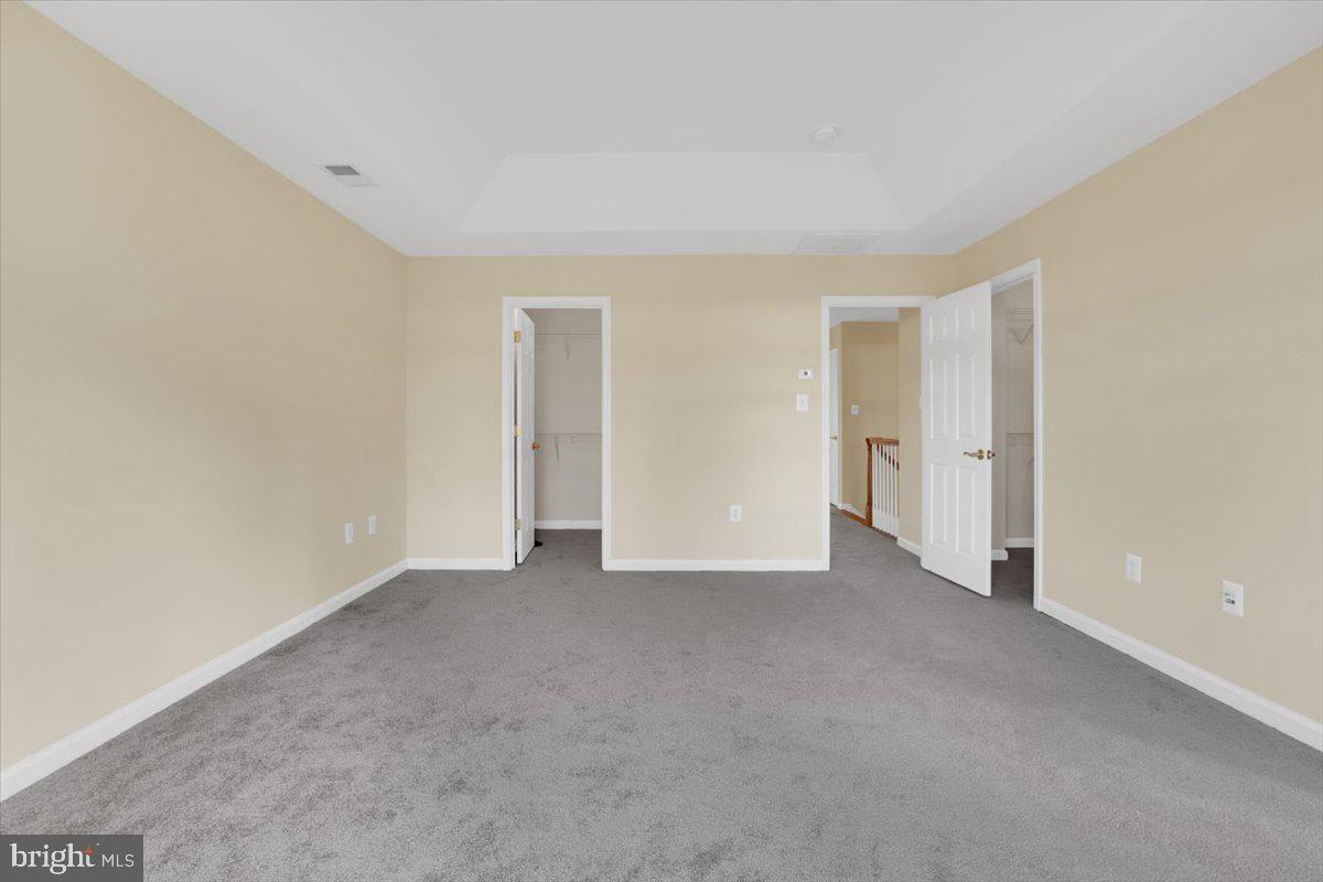 VILLAGE AT HERNDON MILLS - Residential Lease