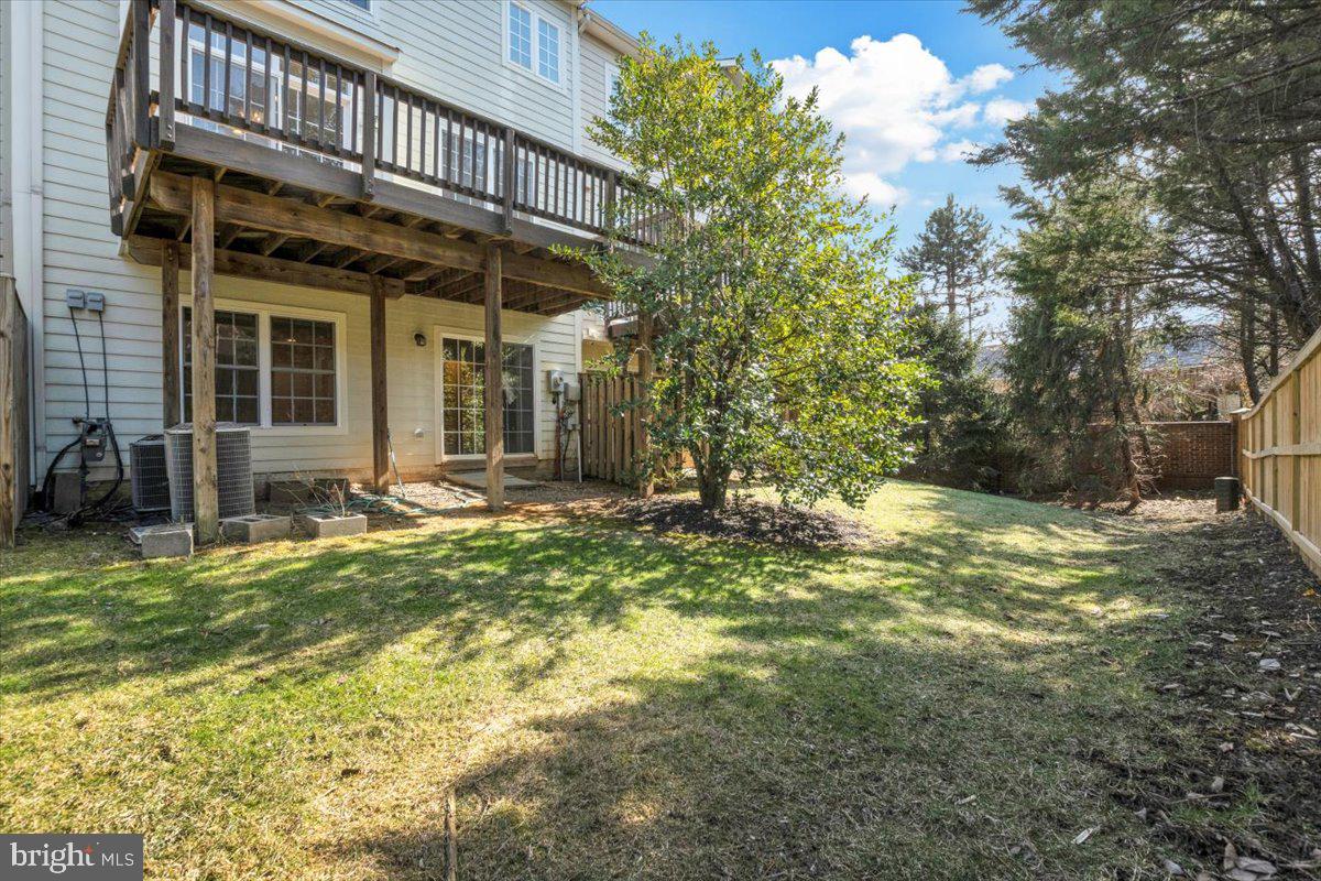 VILLAGE AT HERNDON MILLS - Residential Lease