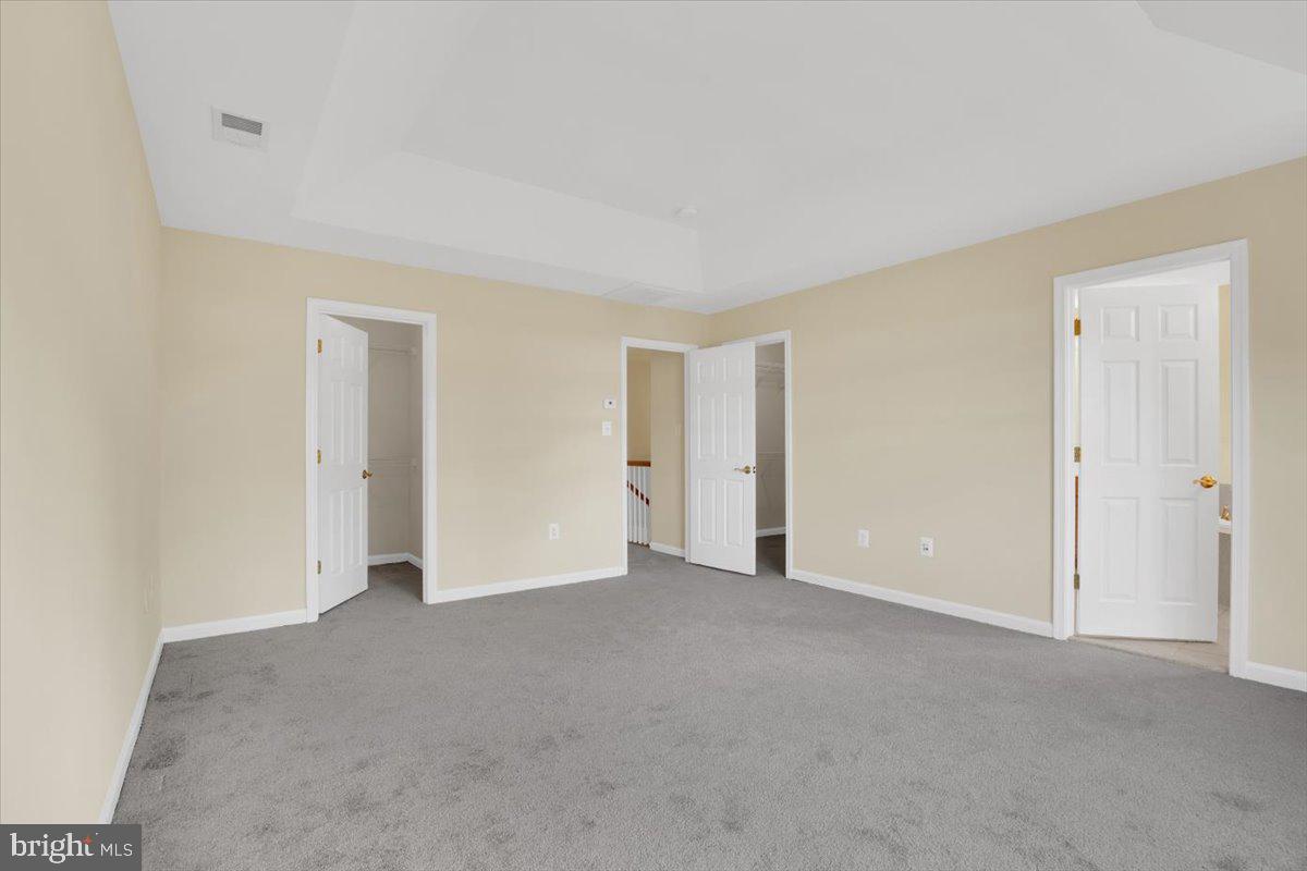 VILLAGE AT HERNDON MILLS - Residential Lease