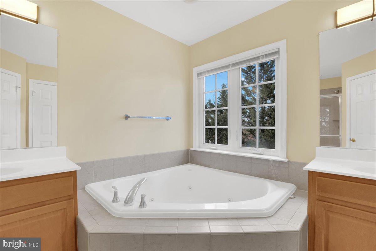 VILLAGE AT HERNDON MILLS - Residential Lease