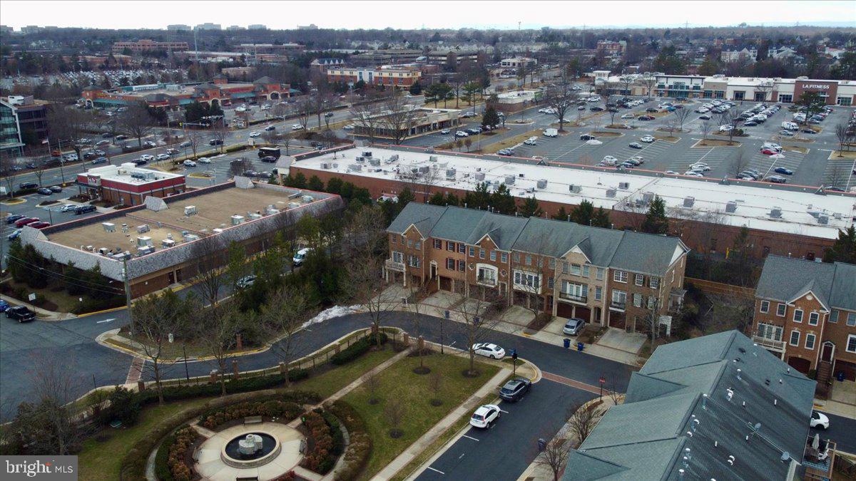 VILLAGE AT HERNDON MILLS - Residential Lease