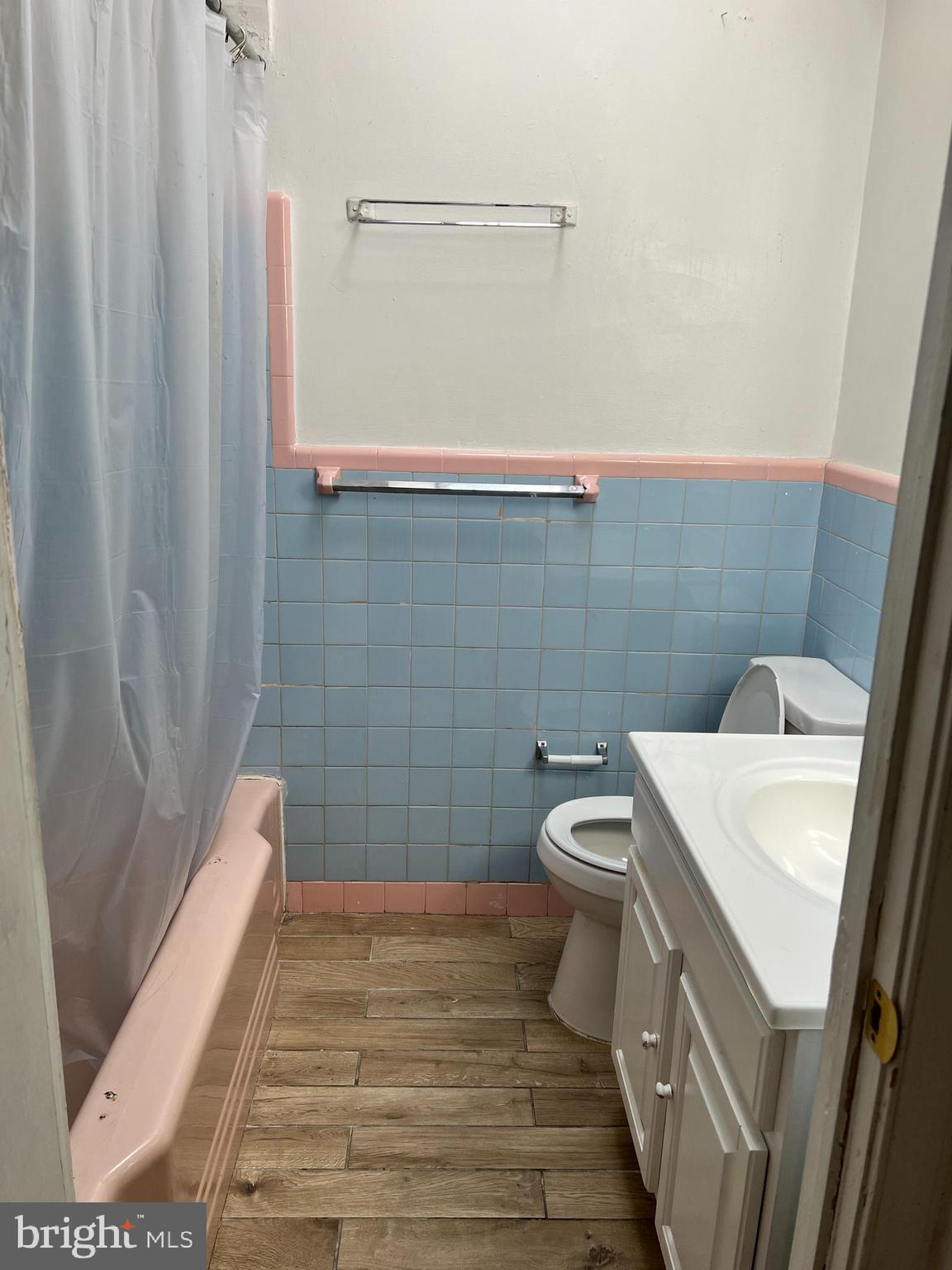 LAWNDALE - Residential