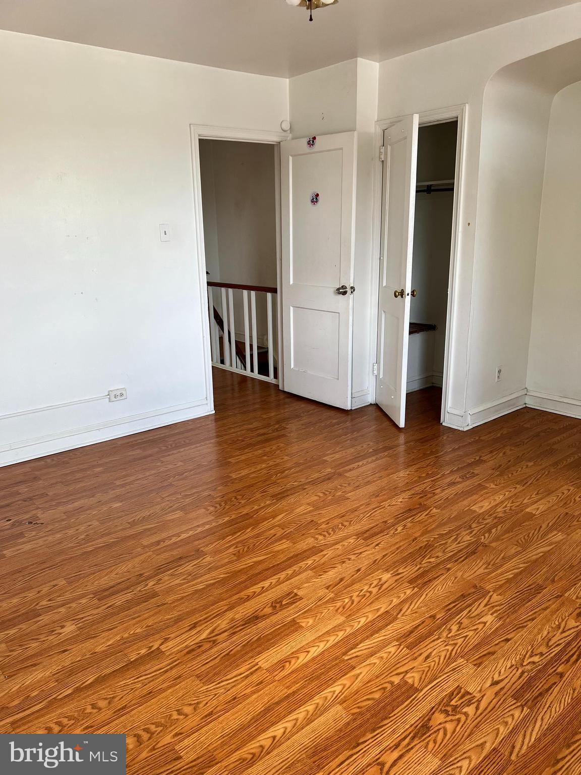 LAWNDALE - Residential