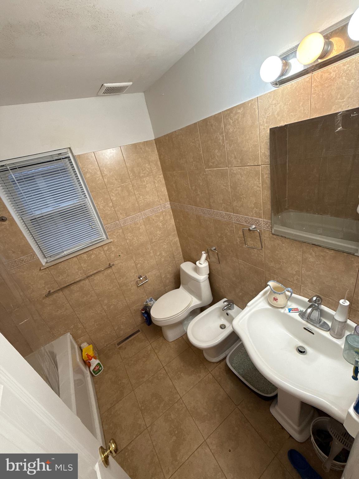 CEDAR GROVE ESTS - Residential