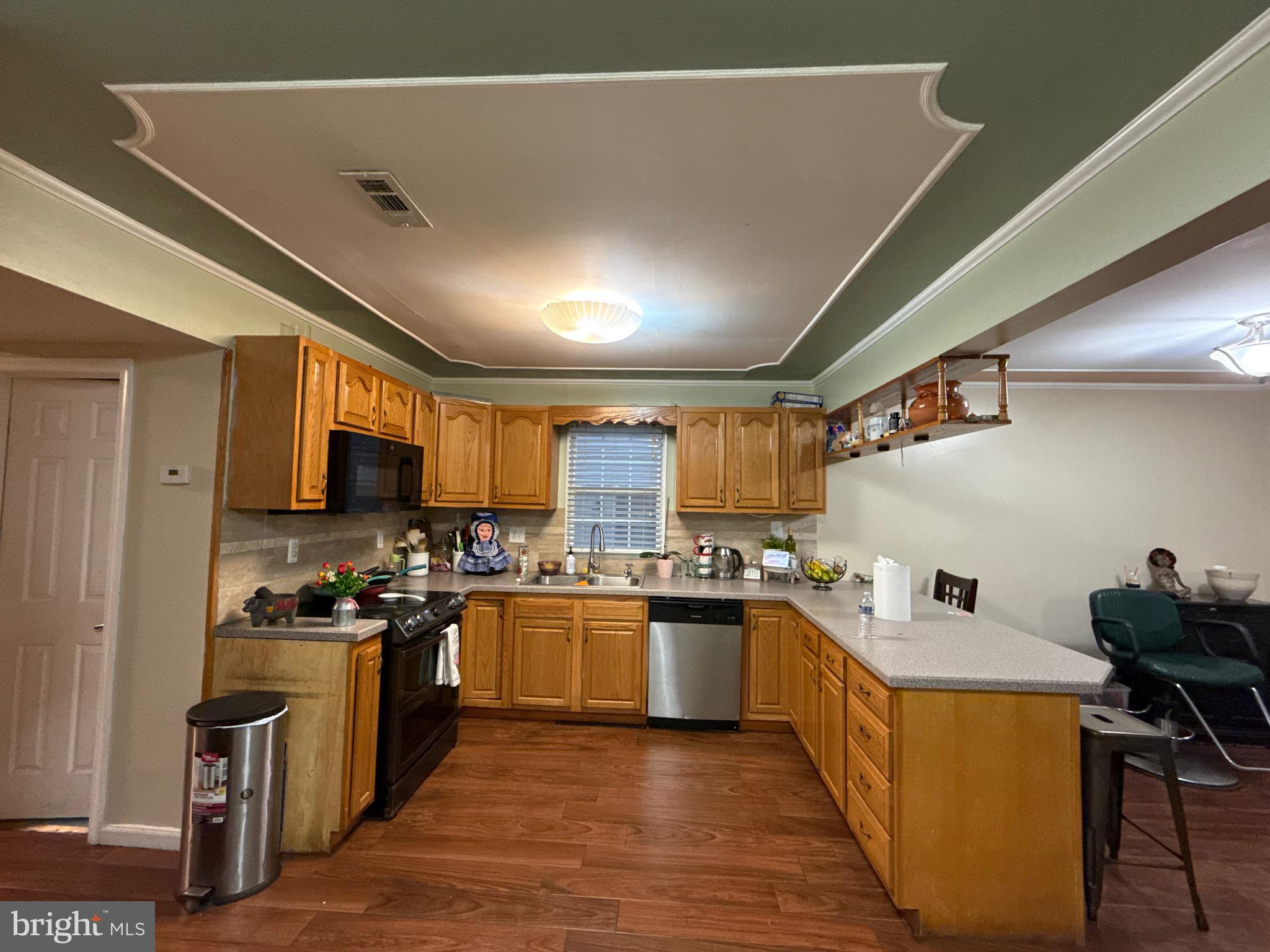 CEDAR GROVE ESTS - Residential