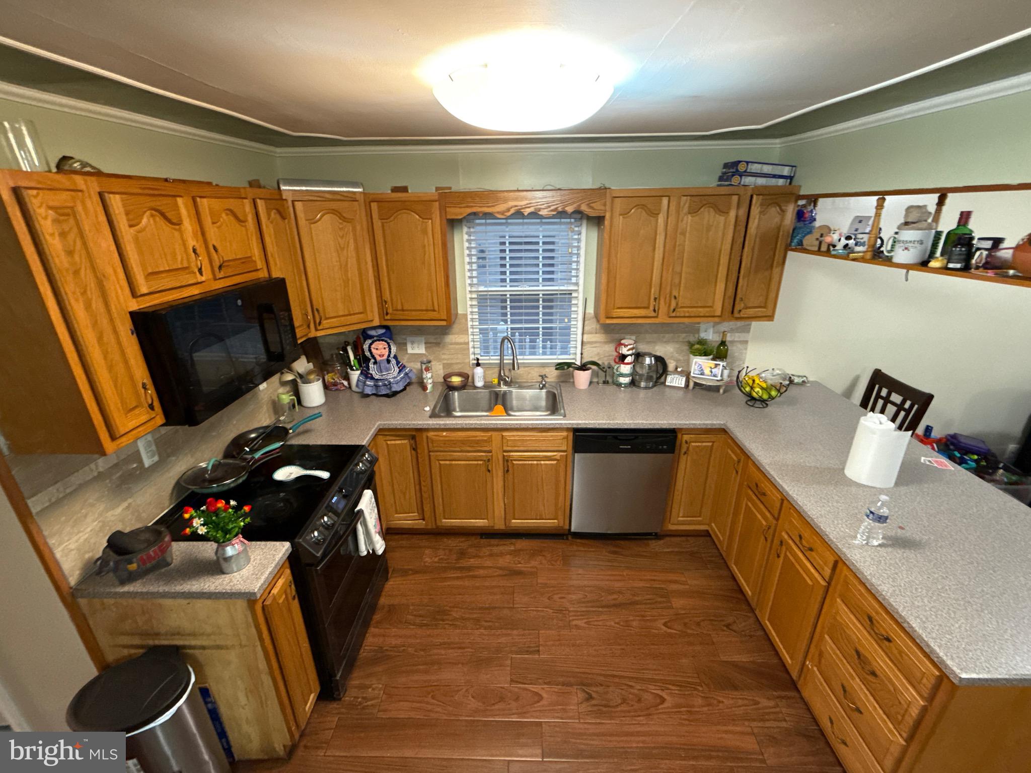 CEDAR GROVE ESTS - Residential