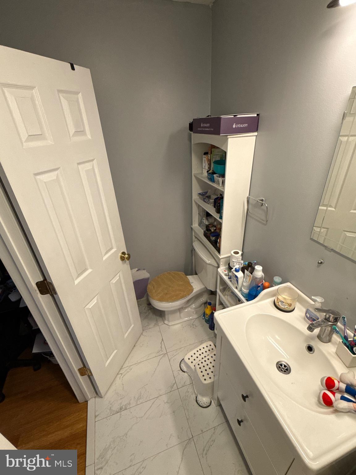 CEDAR GROVE ESTS - Residential