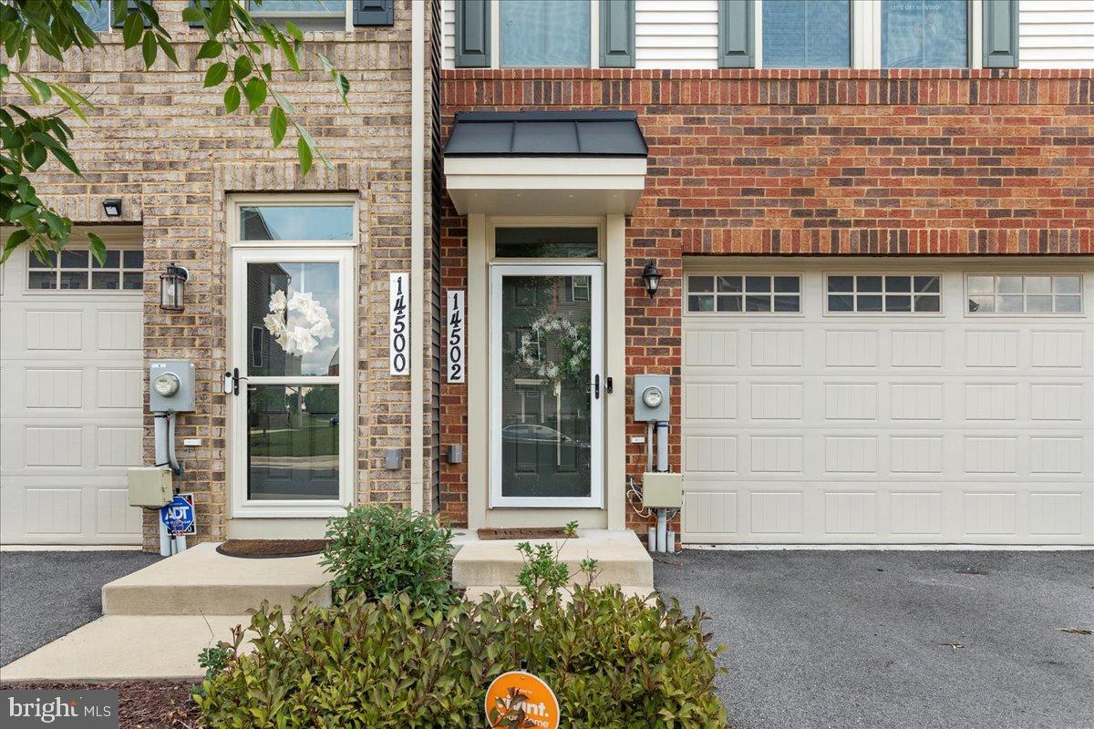 TIMOTHY BRANCH TOWNS - Residential Lease