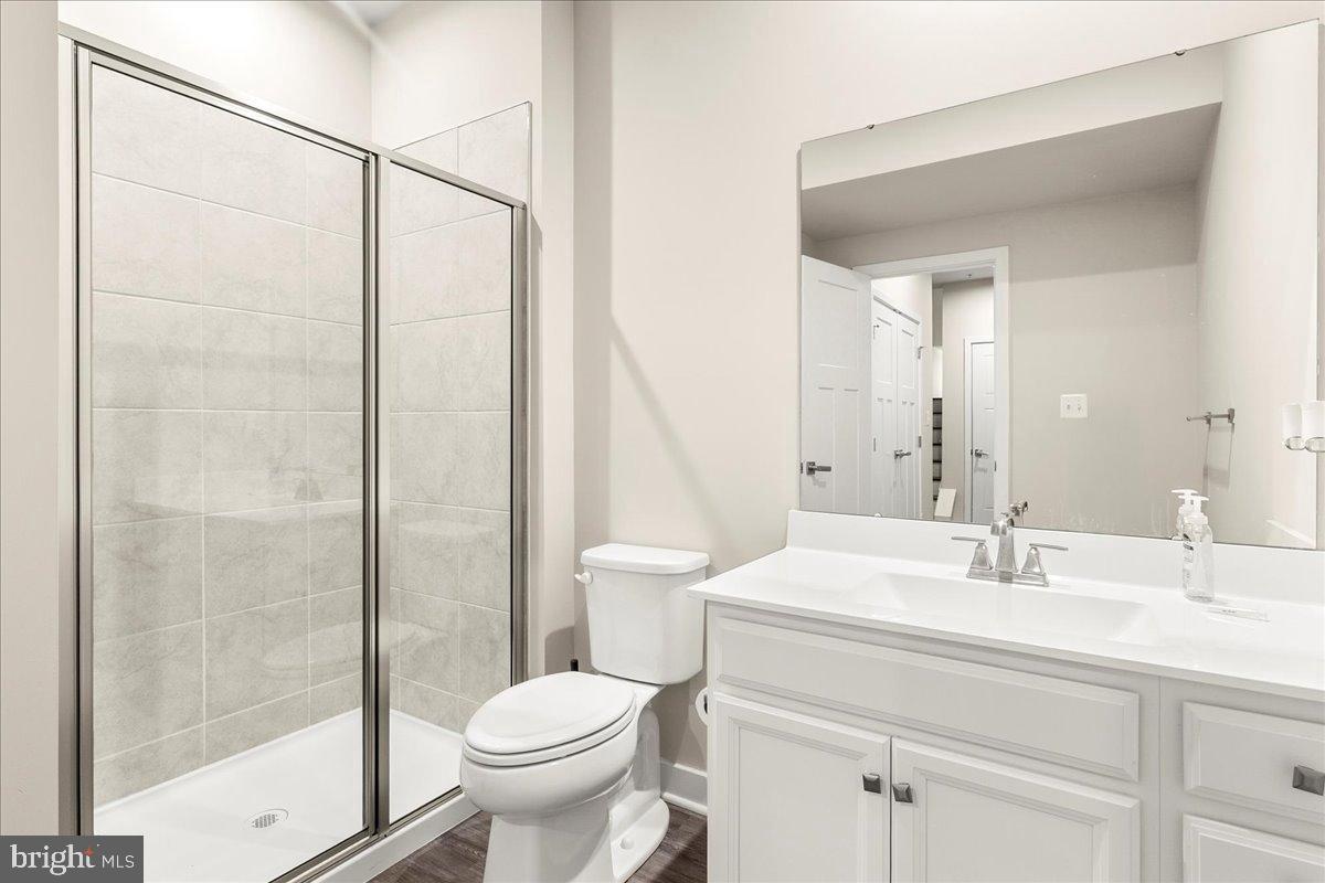 TIMOTHY BRANCH TOWNS - Residential Lease