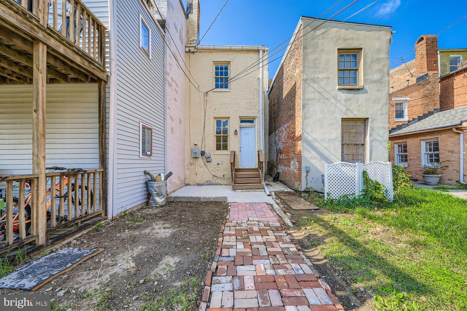 PIGTOWN HISTORIC DISTRICT - Residential Lease