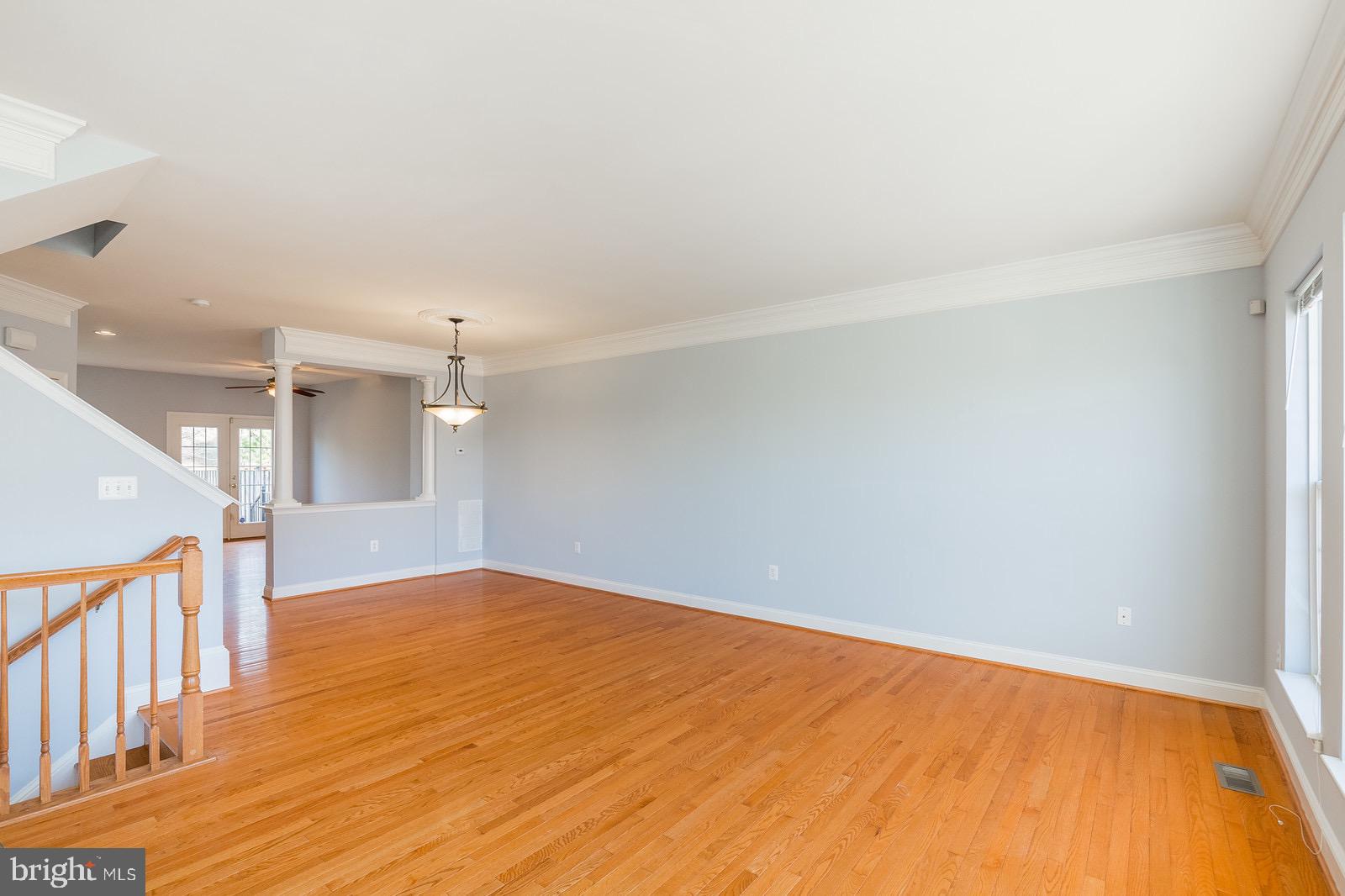 RIVER OAKS - Residential