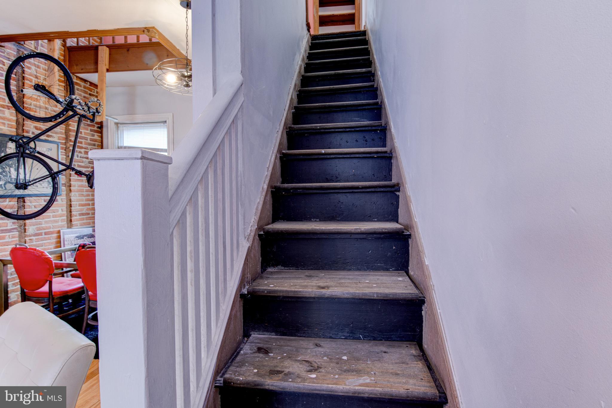 OLD FOX RIDGE - Residential