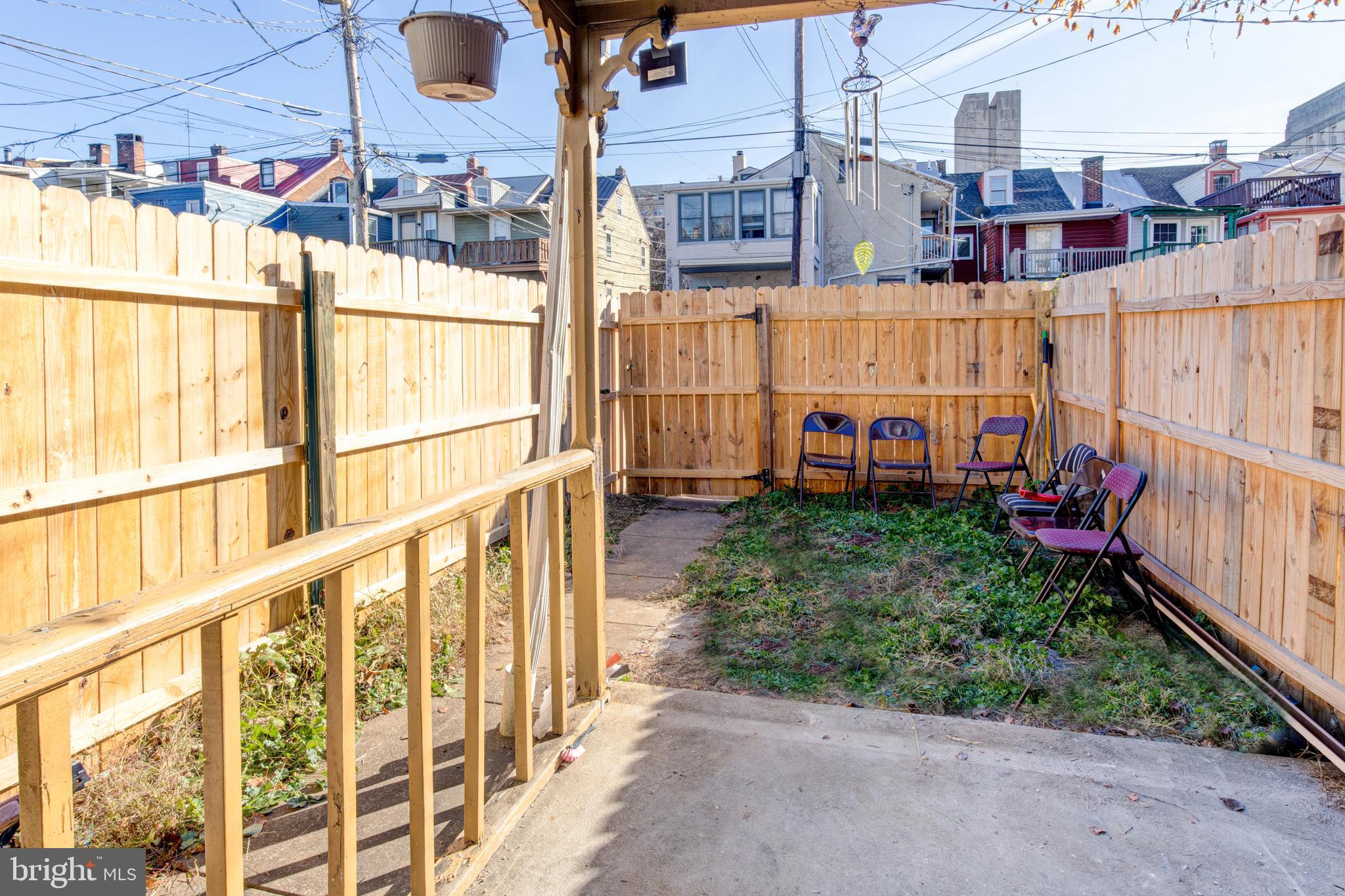 OLD FOX RIDGE - Residential