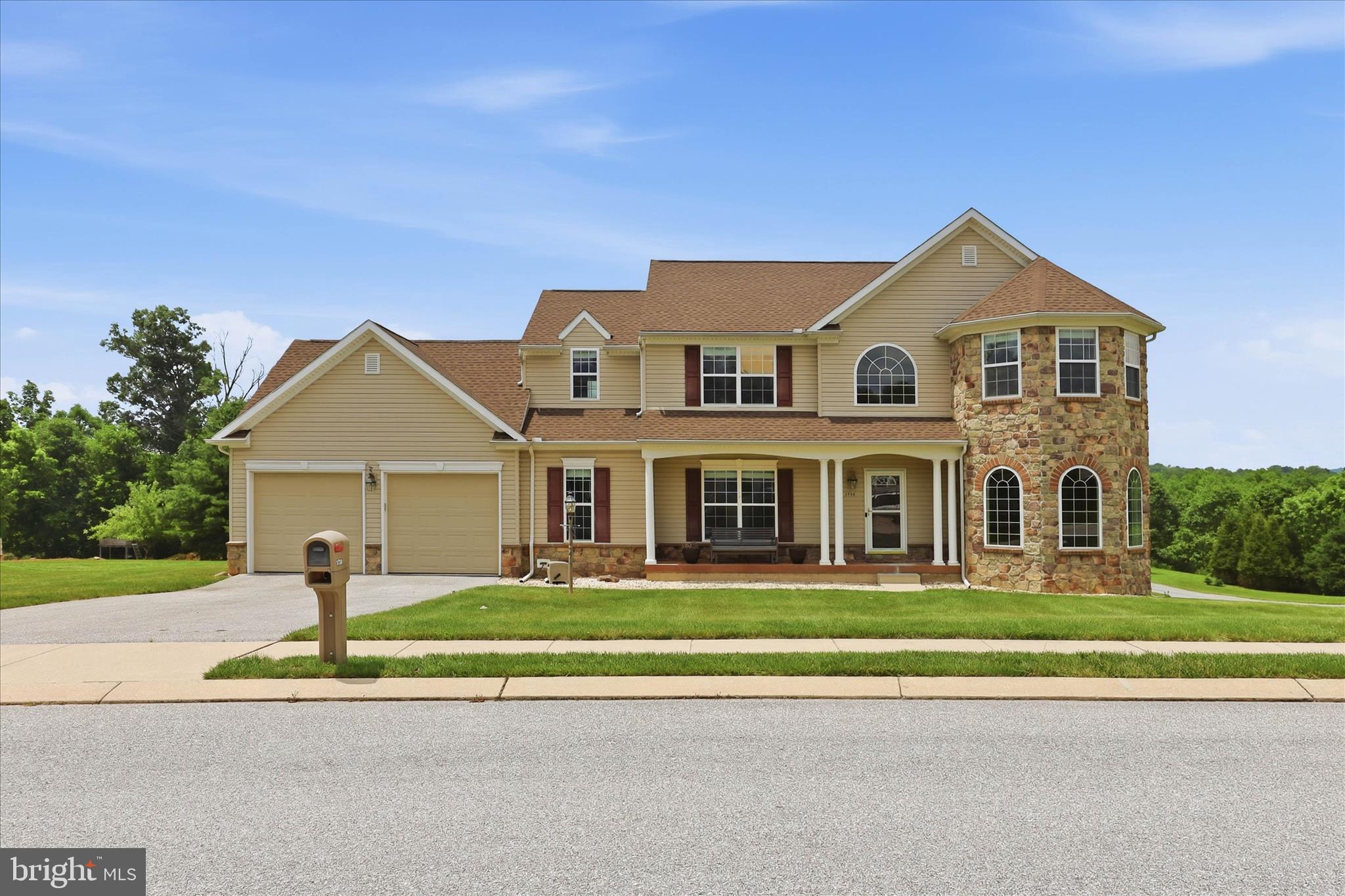 1730 CANDLE LANE