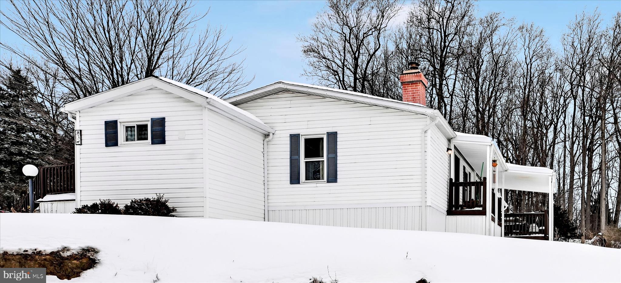 LAKEVIEW COUNTRY ESTATES - Residential