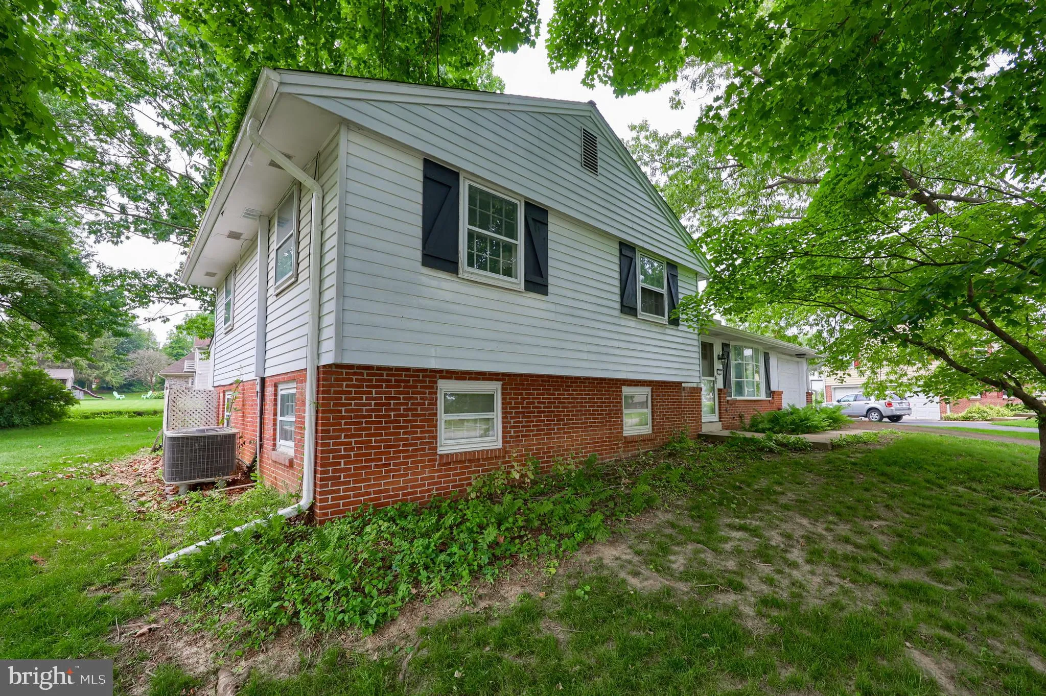 Strasburg, Pennsylvania 17579, United States, 3 Bedrooms Bedrooms, ,2 BathroomsBathrooms,Residential,Pending,152571