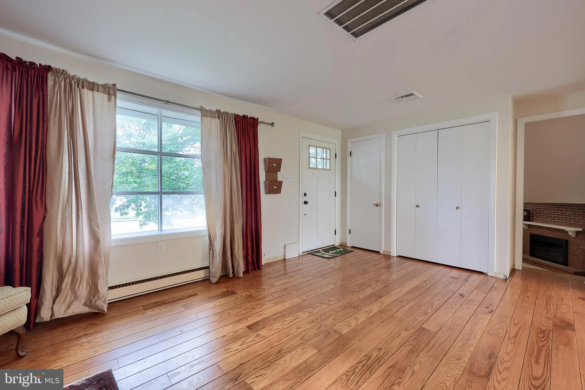 Strasburg, Pennsylvania 17579, United States, 3 Bedrooms Bedrooms, ,2 BathroomsBathrooms,Residential,Pending,152571