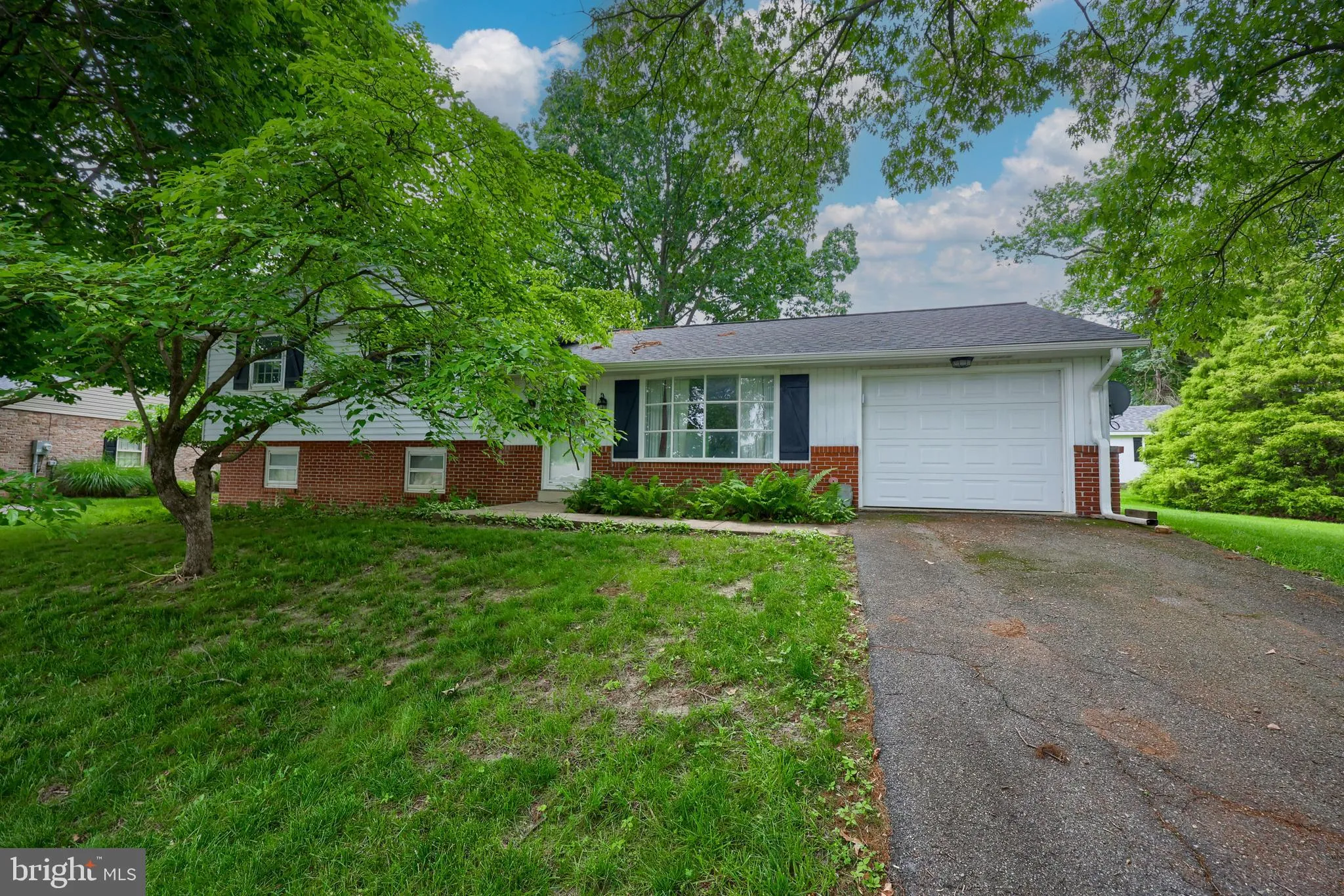 Strasburg, Pennsylvania 17579, United States, 3 Bedrooms Bedrooms, ,2 BathroomsBathrooms,Residential,Pending,152571