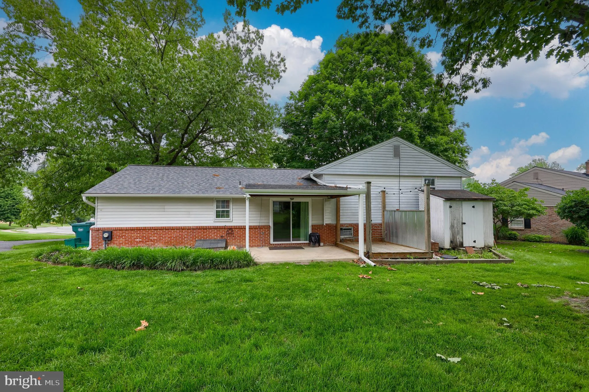 Strasburg, Pennsylvania 17579, United States, 3 Bedrooms Bedrooms, ,2 BathroomsBathrooms,Residential,Pending,152571